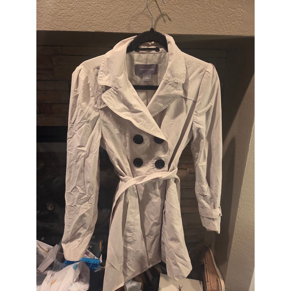 Ann Taylor Beige Lightweight  Spring Trench Coat
